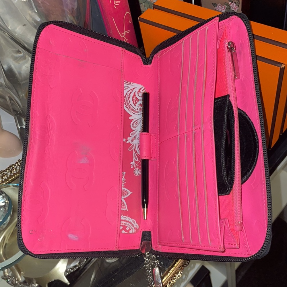 Chanel LARGE Iconic CC Classic Cambon Clutch - Picture 5 of 12